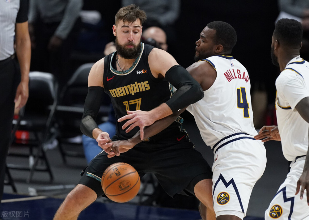 开云下载-掘金翻盘灰熊，武切维奇扛起全队